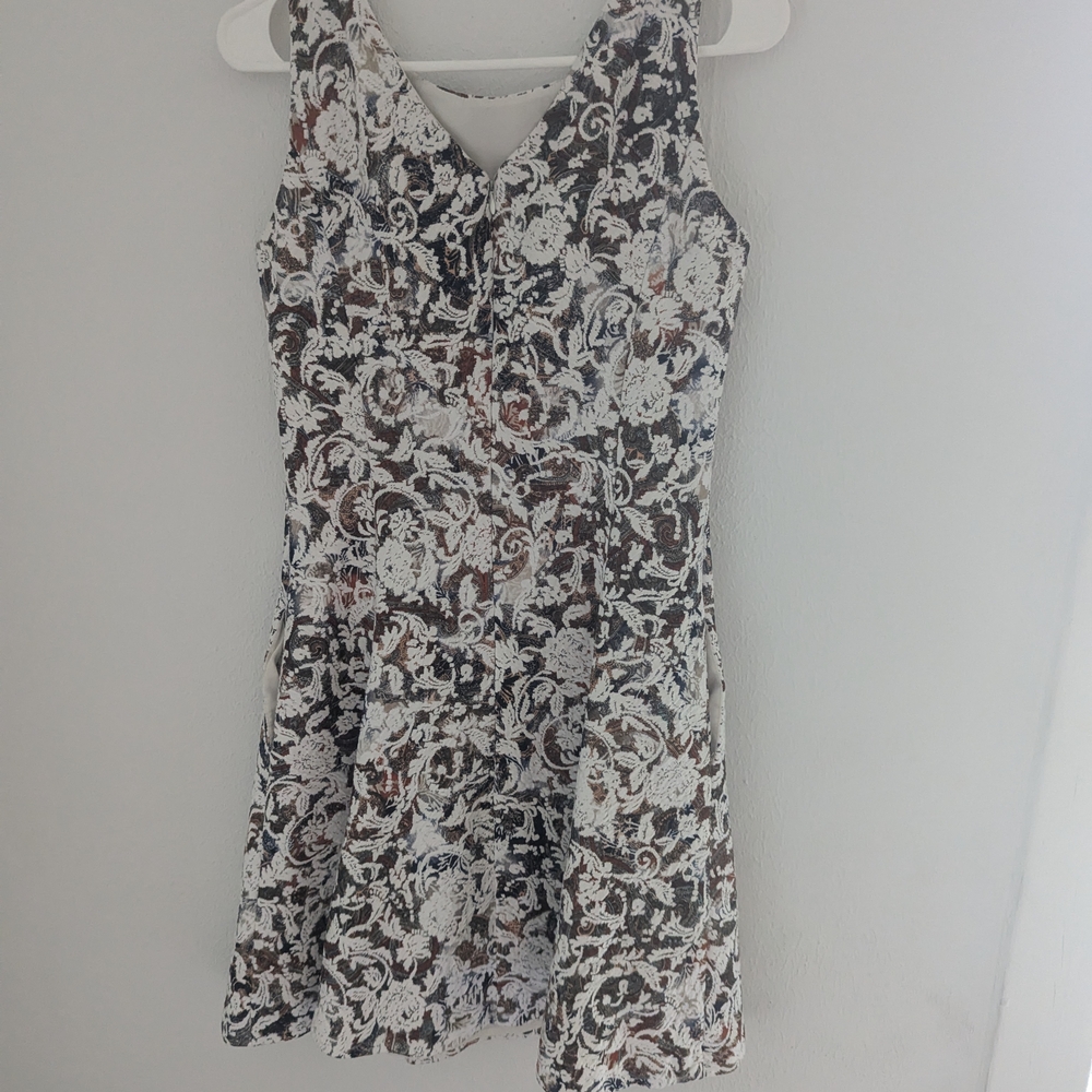 Alex Marie Floral V-Neck Midi Dress - Black and White